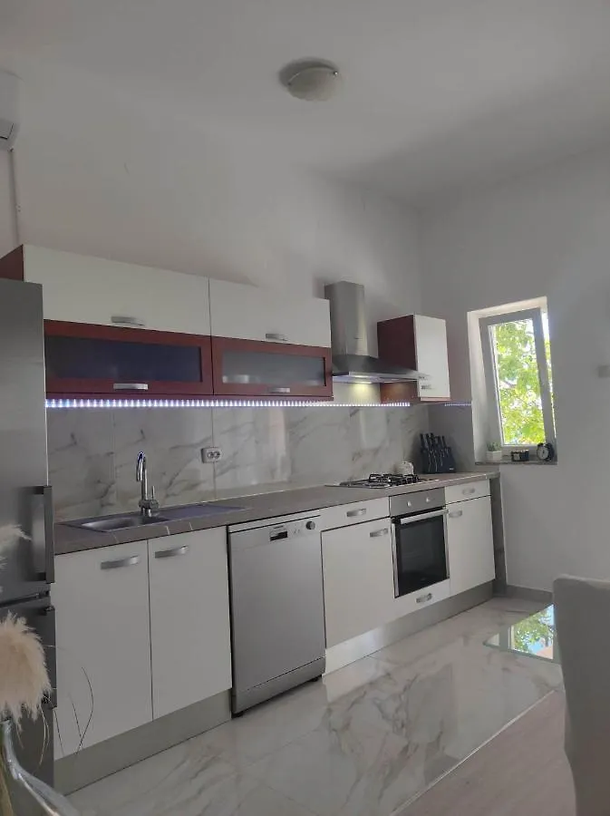Apartmani M& I Trogir Apartment