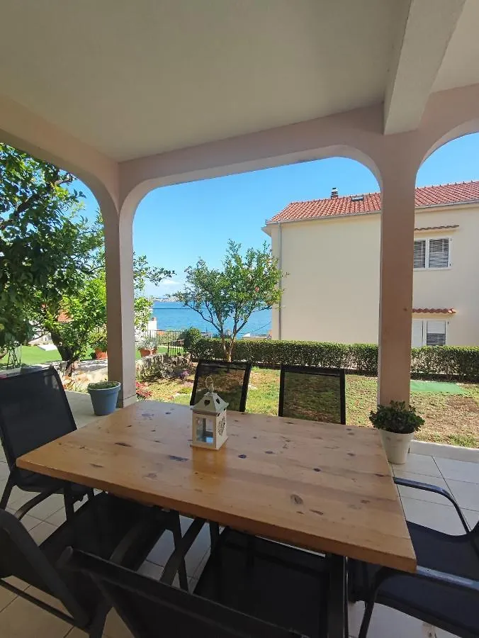 Apartmani M& I Trogir Apartment